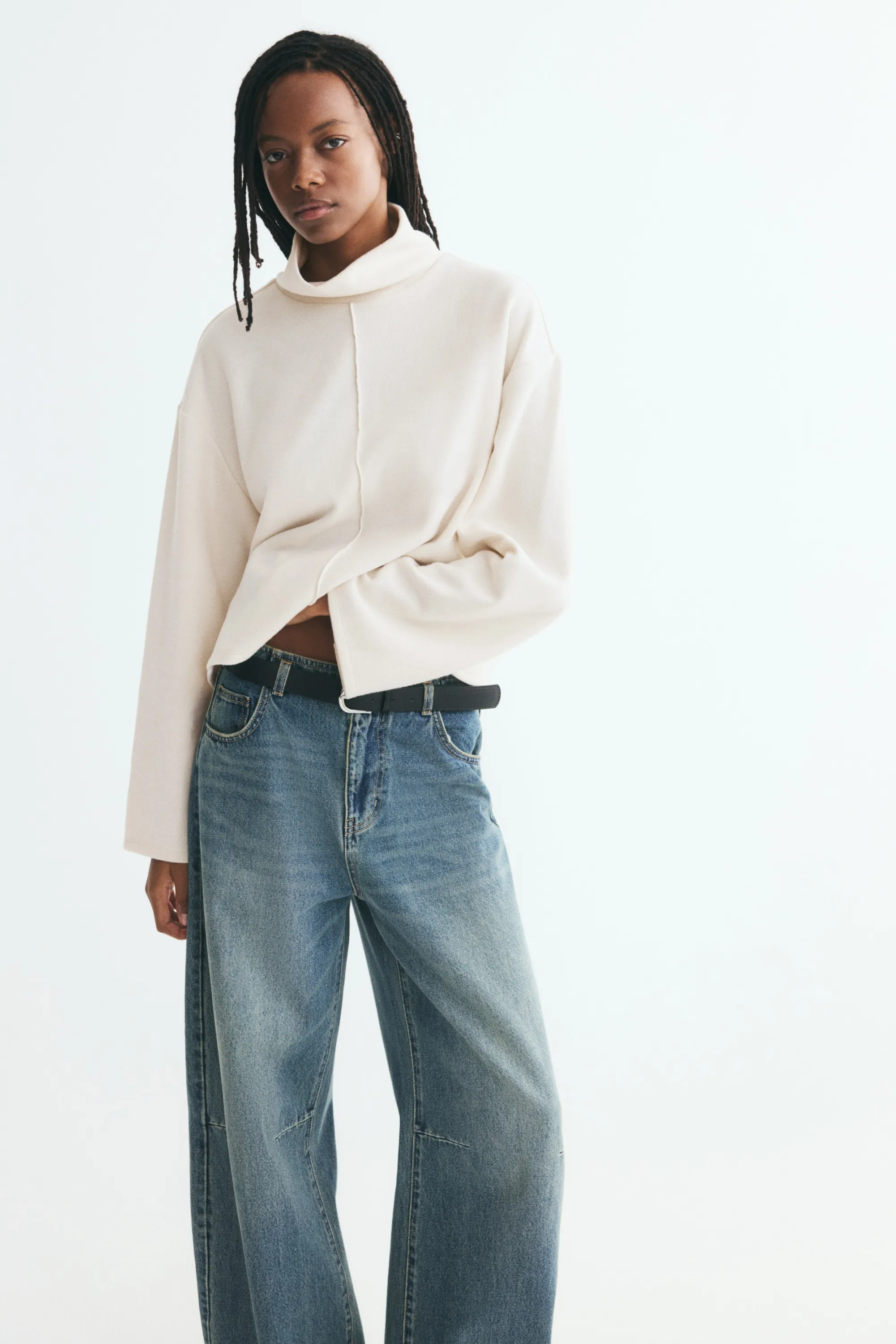 Pull loose avec col cheminée - Crème