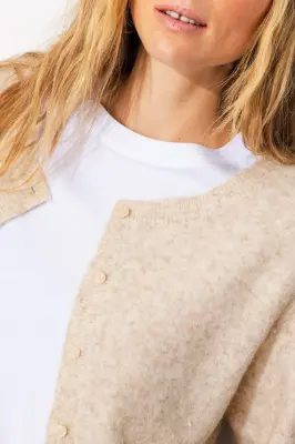 Pull / cardigan recto verso — photo 5