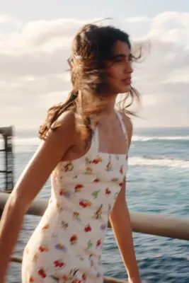 Robe imprimée avec détail torsadé - Crème/tomates — photo 3