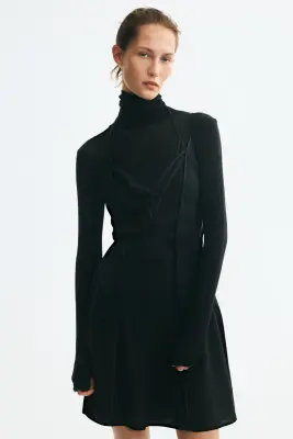 Robe trapèze à bretelles fines - Noir — photo 1
