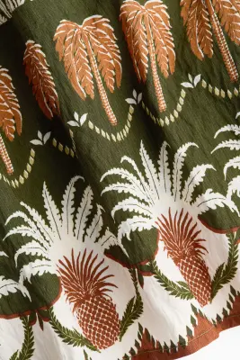Flared-skirt halterneck dress - Vert foncé/motif — photo 4