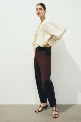 Pantalon en jersey avec jambes barrel - Marron foncé — photo 1