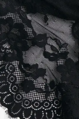 Culotte Shortie en dentelle - Noir — photo 3