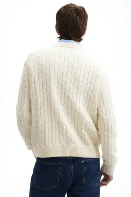 Pull Regular Fit en maille torsadée - Crème — photo 3