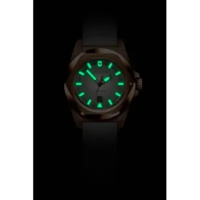 Montre Victorinox I.N.O.X. Small Quartz 242037 — photo 5