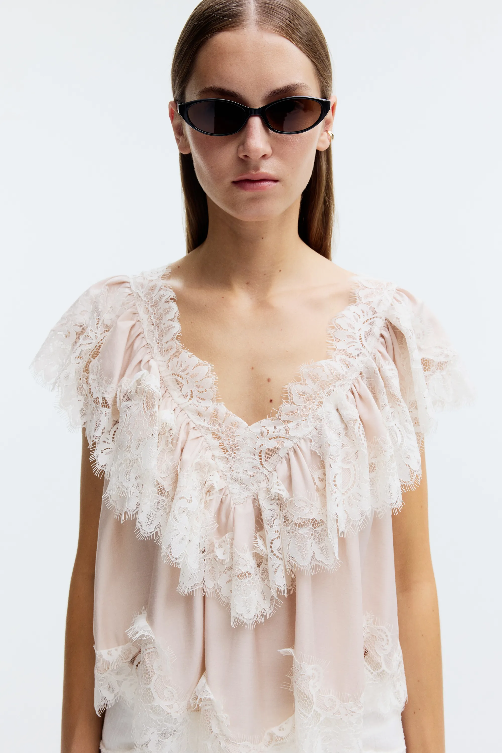 Blouse avec dentelle - Beige clair