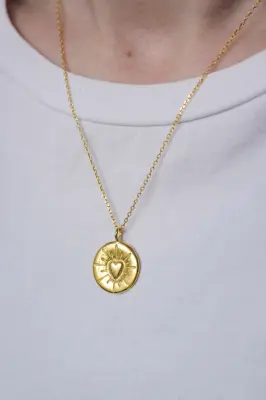 COLLIER FELLA — photo 3