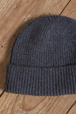 Arpenteur – VICKO WOOL BEANIE – CHARCOAL — photo 3