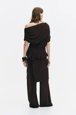 Top asymétrique à effet drapé - Marron foncé — photo 3