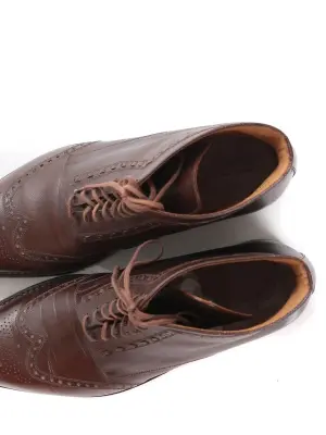 Bottines Derby boots à lacets chataigne praliné  en cuir marron   Prix boutique 850 € Taille 41 — photo 5