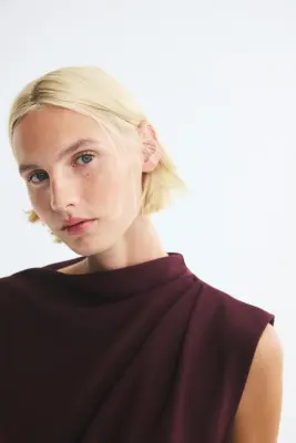 Robe asymétrique avec ceinture - Violet foncé — photo 1