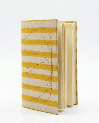 Carnet Indira - Motif Rayures jaunes – Mamamushi Studio — photo 1