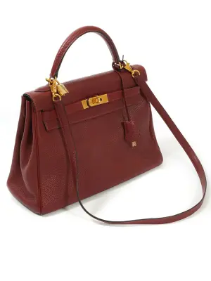 Sac à main KELLY 32 en cuir Clémence torillon bordeaux fermoir doré — photo 3