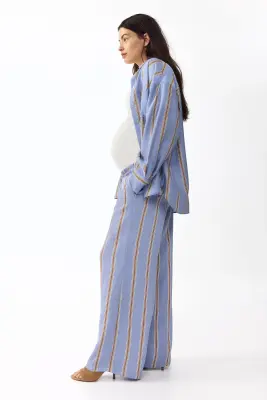 MAMA Pantalon à cordon en denim avec jambes larges - Bleu clair/rayé — photo 4