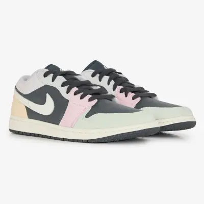 AIR JORDAN 1 LOW — photo 2