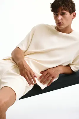 T-shirt de sport gaufré Loose Fit DryMove™ - Écru — photo 1