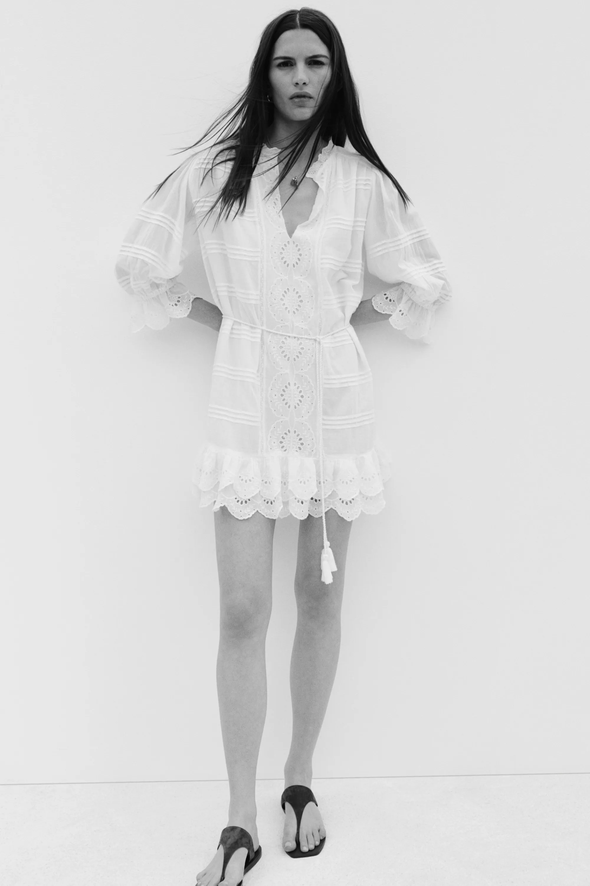 Robe en coton avec broderie anglaise - Crème