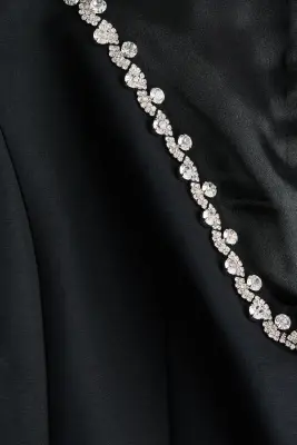 Robe ornée de strass - Noir — photo 3