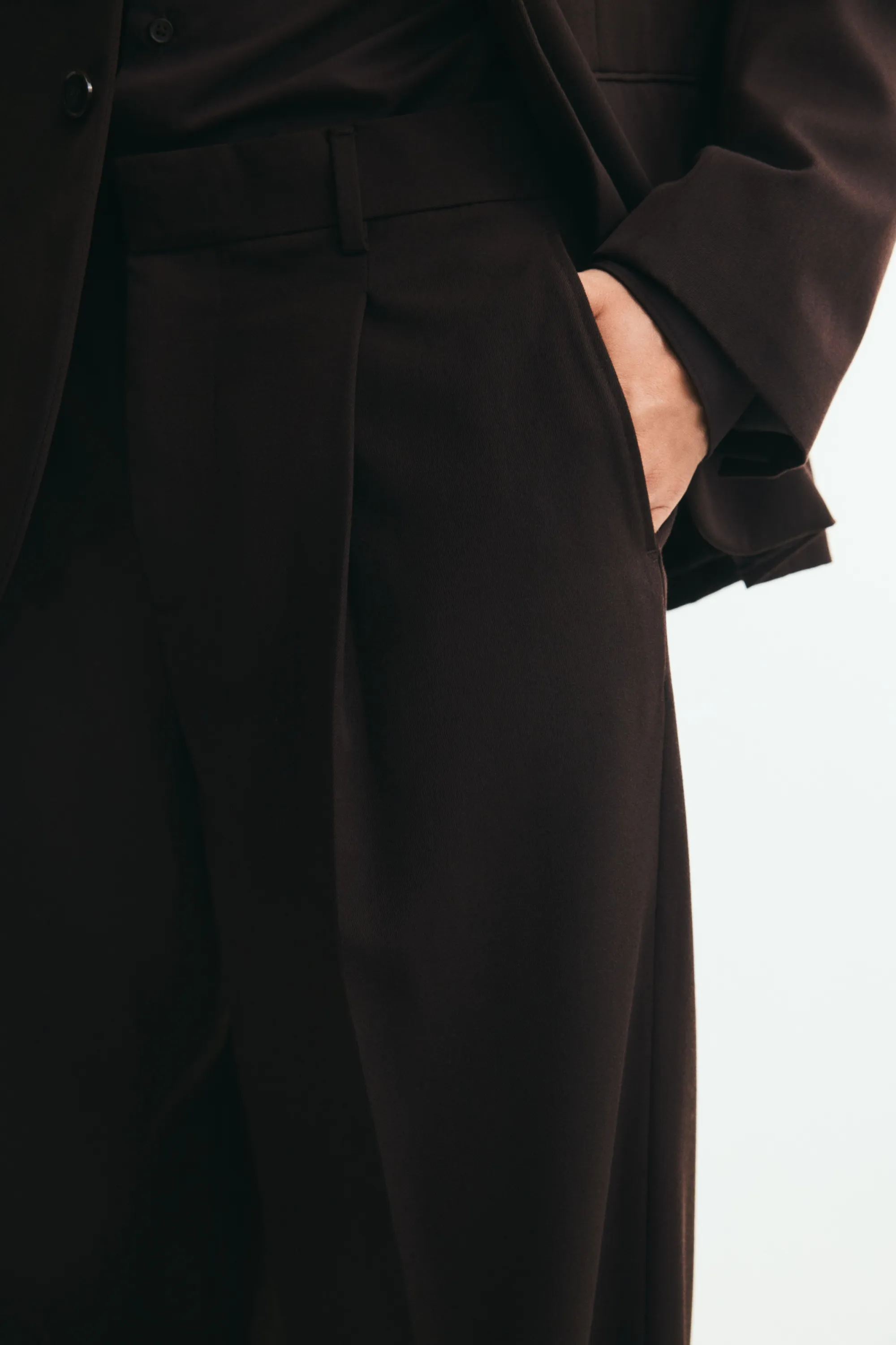 Pantalon de costume Loose Fit en laine mélangée - Marron foncé