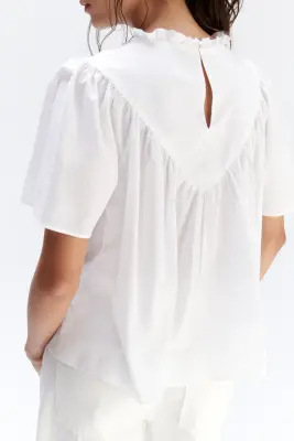 Blouse en coton avec broderies - Blanc — photo 2