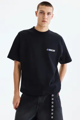 T-shirt Oversized Fit - Noir/NASCAR — photo 2