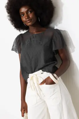 Blouse brodée Femme — photo 2
