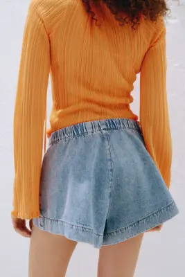 Short en denim avec taille élastique - Bleu denim clair — photo 2
