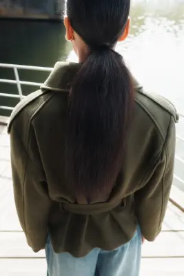 Manteau court à fermeture croisée - Vert kaki foncé — photo 3