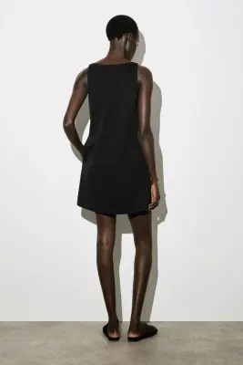 ROBE COURTE EN NYLON À PANNEAUX DE JERSEY - NOIR — photo 3