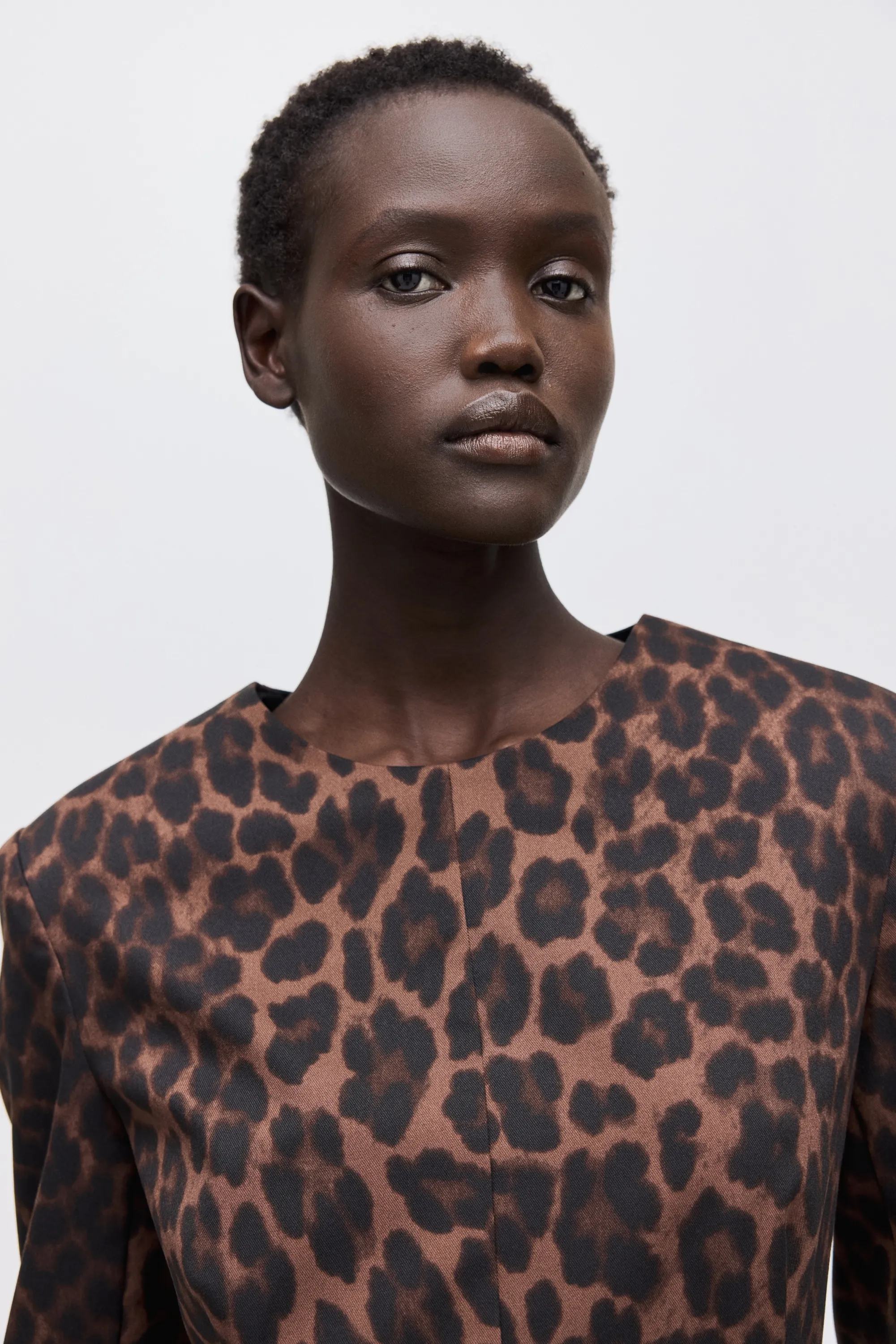 Robe courte - Noir/imprimé léopard