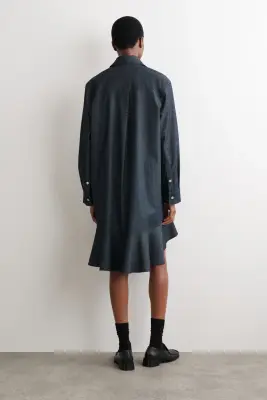 ROBE-CHEMISE COURTE ET ÉVASÉE EN DENIM - BLEU ENCRE — photo 3