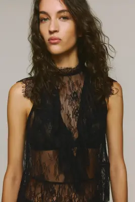 Top à bords ruchés en dentelle - Noir — photo 3