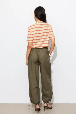 T-shirt rayé en jersey Femme — photo 4