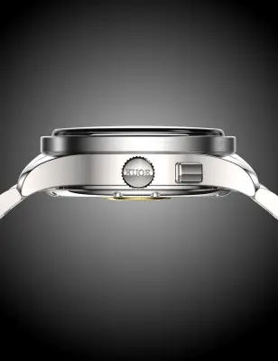 KUOE ROYAL SMITH 90-010 IVORY X VERTICAL BRUSHED DIAL / FLAT-LINK BRACELET / EXHIBITION CASEBACK — photo 4
