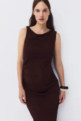 MAMA Robe à encolure bénitier - Marron foncé — photo 1