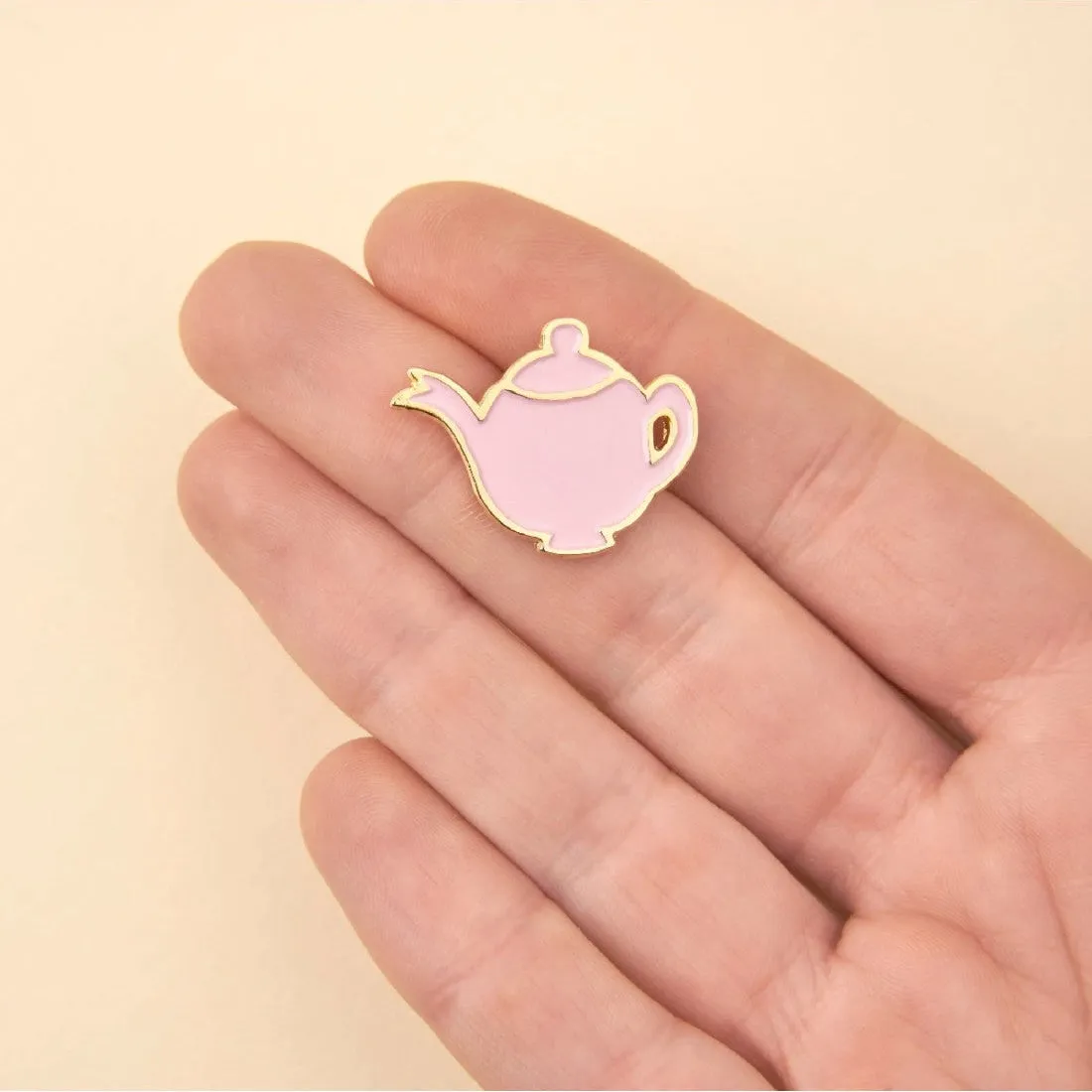 Pin's Théière Coucou Suzette