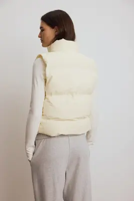 Veste de sport sans manches matelassée ThermoMove™ - Jaune clair — photo 4