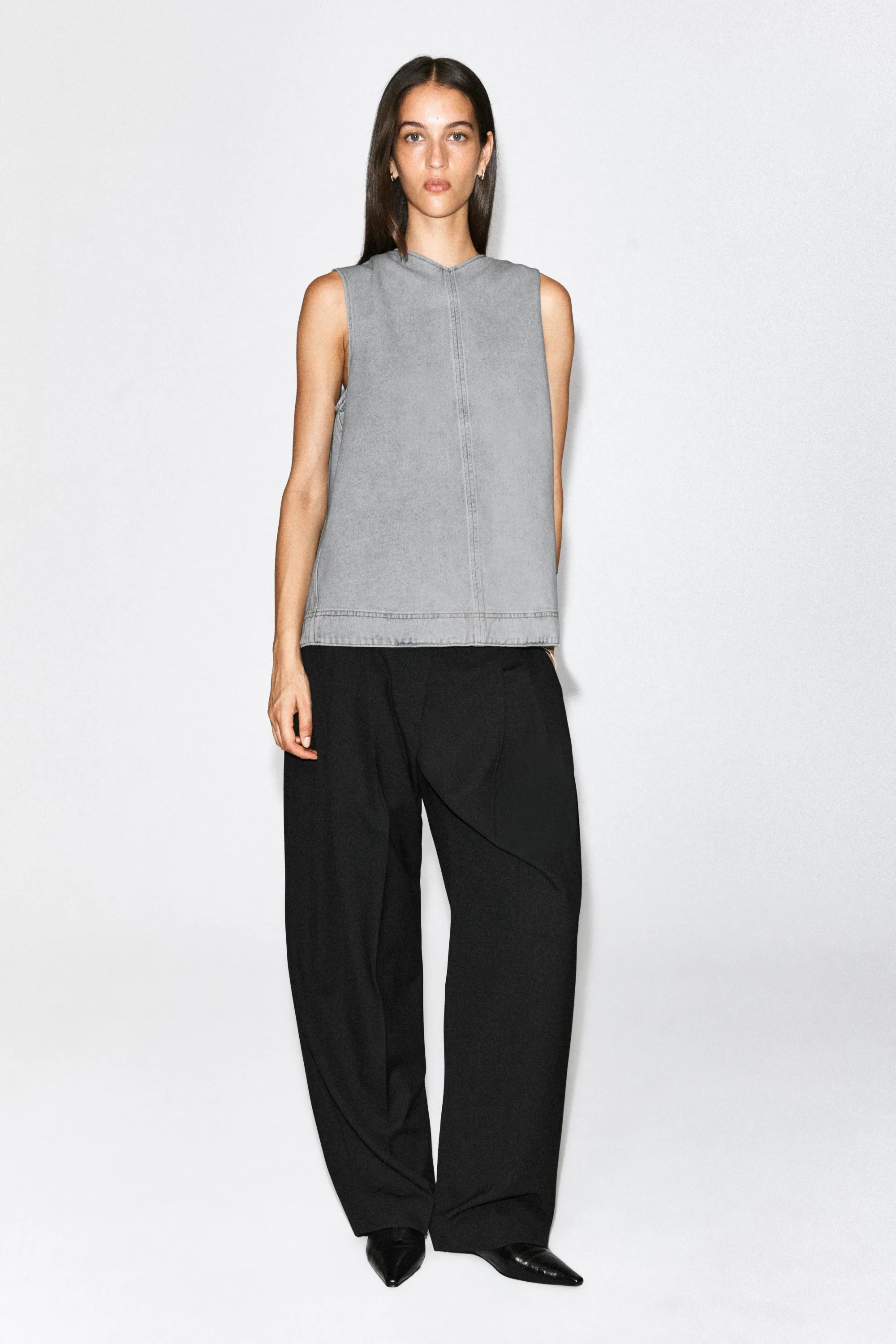 TOP EN DENIM À COL EN V ET DOS AJOURÉ - BLEU POUDRÉ