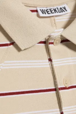 Polo ample et carré - Beige cendré clair rayé — photo 4