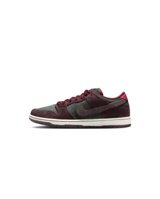 x Riot Skateshop Dunk Low — photo 3