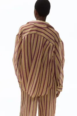 Chemise oversize en lyocell mélangé - Beige foncé/rayé — photo 4
