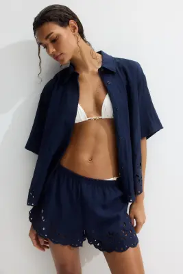 Short avec broderie anglaise - Bleu marine — photo 1