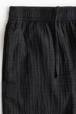 Short en mousseline Relaxed Fit - Noir — photo 5