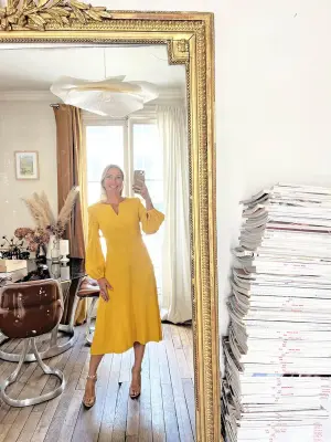 Robe manches longues en jacquard  jaune tournesol  Est. retail 1600€ Taille 34 — photo 2