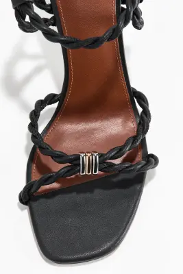Sandales à talon avec brides fines - Noir — photo 4