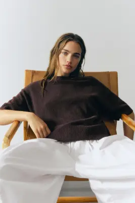 T-shirt en maille - Marron foncé — photo 2