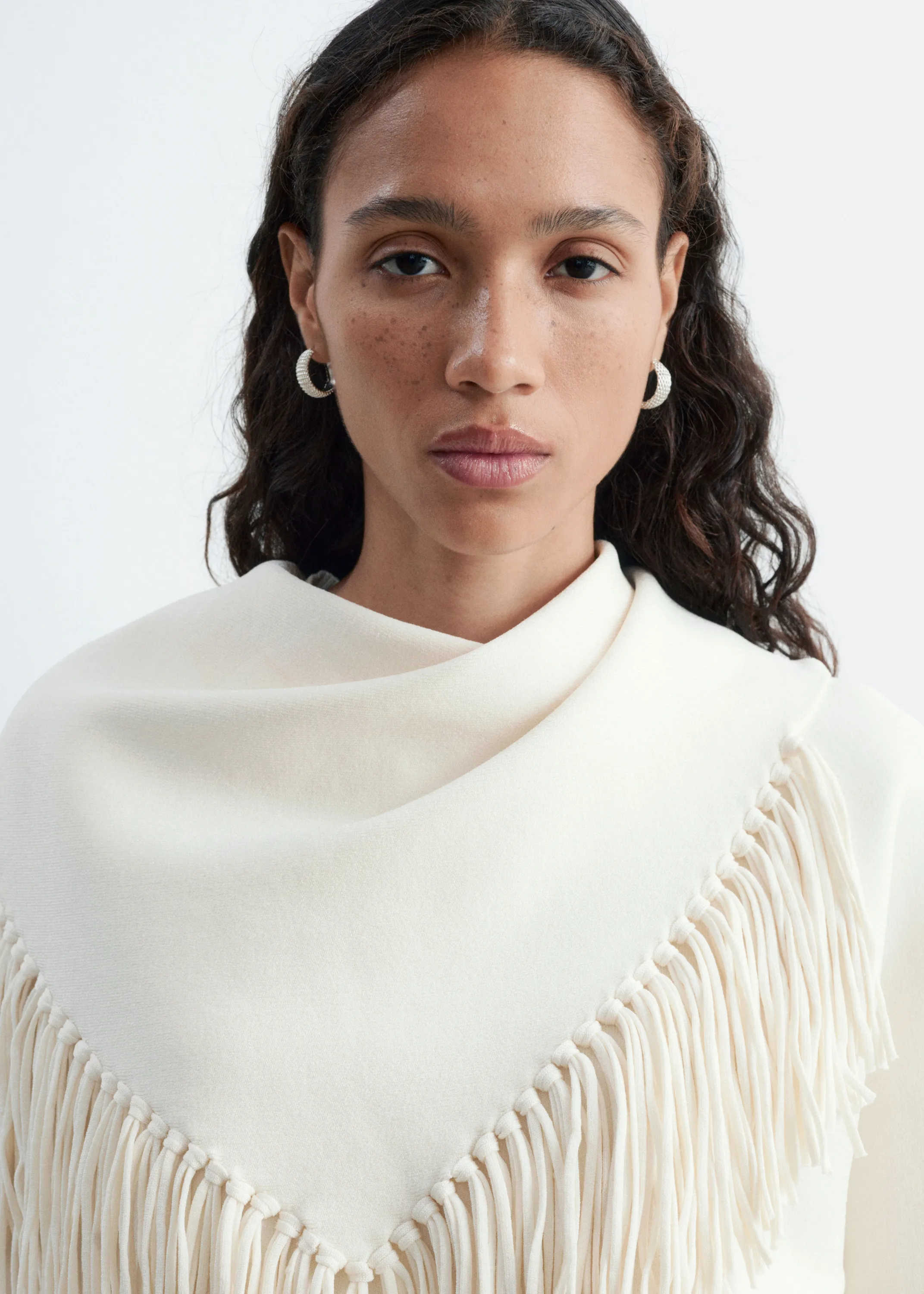 Pull en maille avec écharpe - Écru