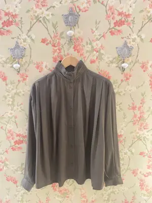 Nouveau ! BELLEPIECE Blouse Lee Bronze