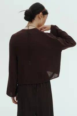 Blouse croisée en lin mélangé - Marron foncé — photo 4