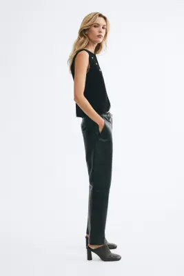 Gilet sans manches avec détails à boutons - Noir — photo 4